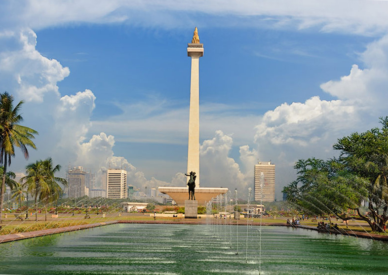 Что посмотреть в Джакарте? Национальный монумент