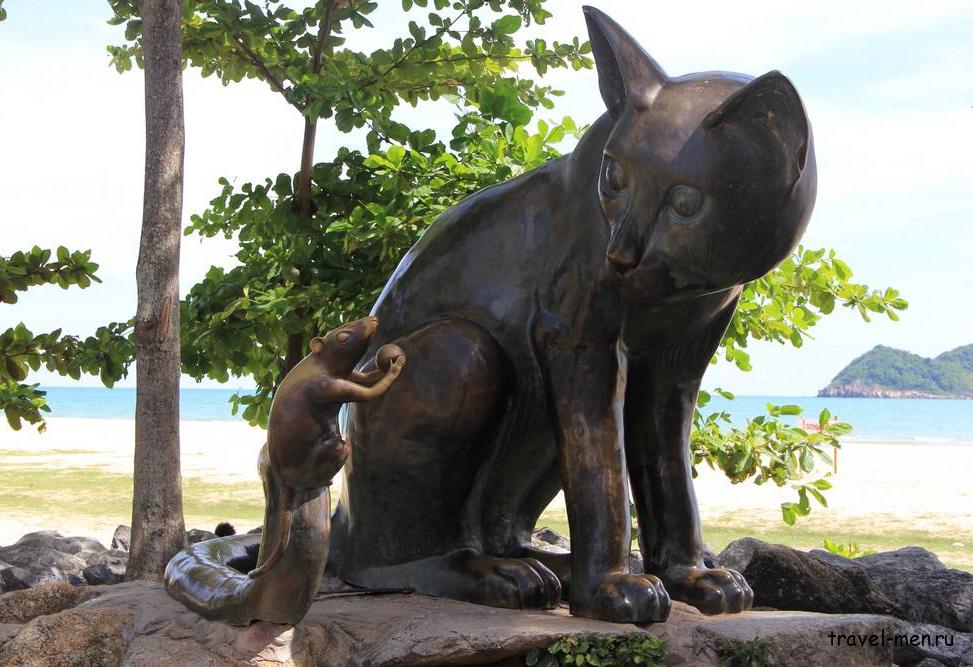Что посмотреть в Сонгкхла? Памятник кошке и крысе
