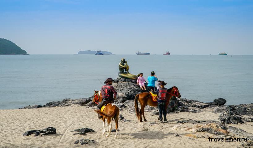 Что посмотреть в Сонгкхла? Прогулки по пляжу Самила на лошадях
