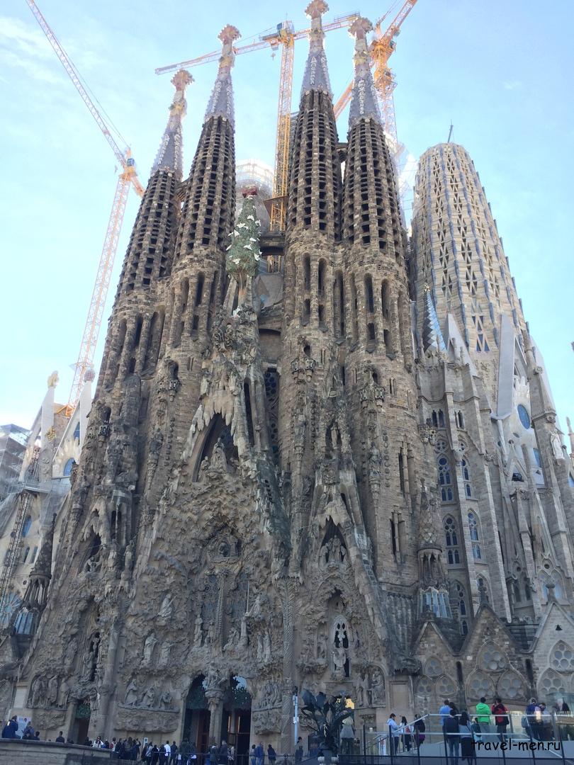 Барселона. Сказочно красивый город. Базилика Святого Семейства (Sagrada Familia)2