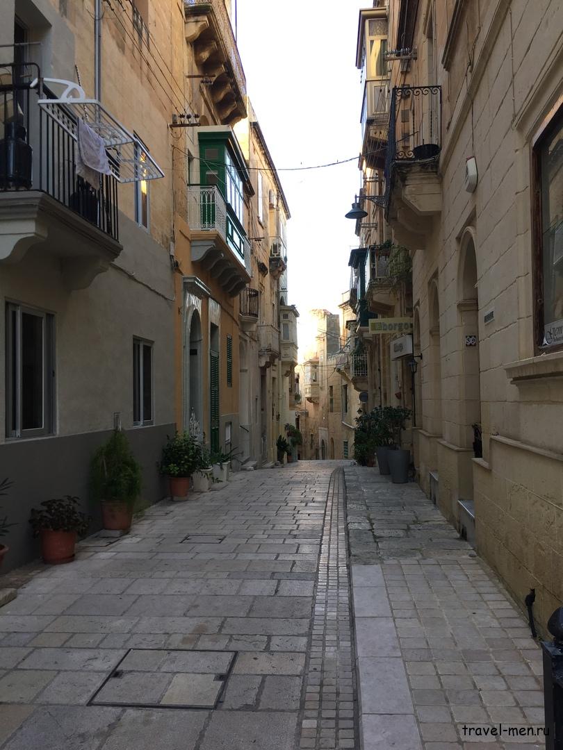 Мальта и Барселона. Улочки Birgu